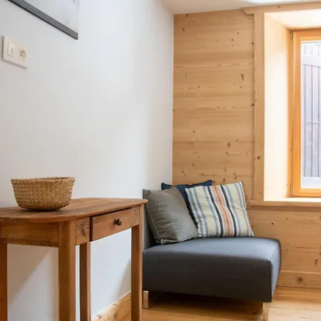 T4 Spacieux Avec Balcon Aux Pieds Des Sentiers Avec Vue Sur Les Montagnes - Jusqu'a 8 Personnes Lejlighed *