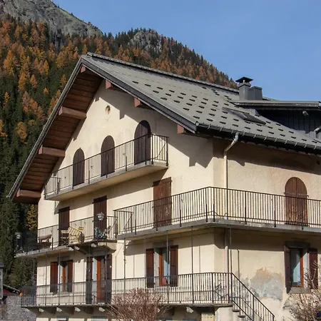 T4 Spacieux Avec Balcon Aux Pieds Des Sentiers Avec Vue Sur Les Montagnes - Jusqu'a 8 Personnes