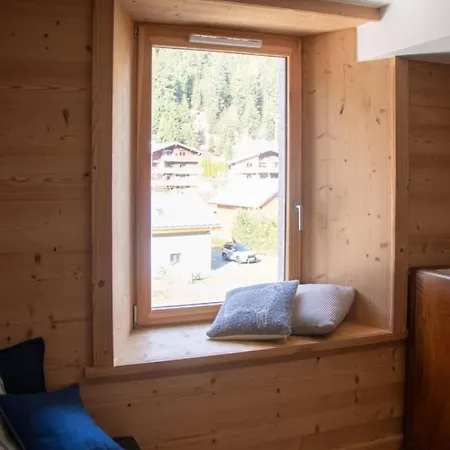 T4 Spacieux Avec Balcon Aux Pieds Des Sentiers Avec Vue Sur Les Montagnes - Jusqu'a 8 Personnes