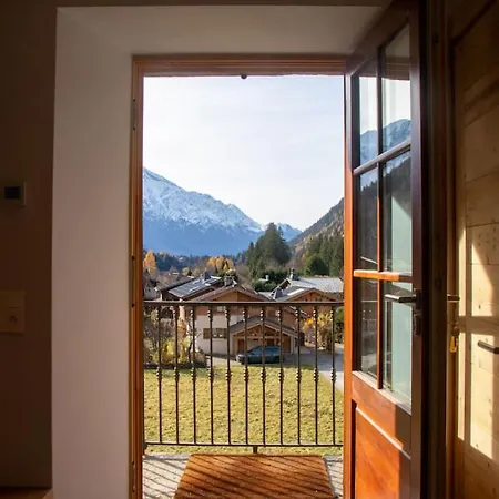 T4 Spacieux Avec Balcon Aux Pieds Des Sentiers Avec Vue Sur Les Montagnes - Jusqu'a 8 Personnes Lejlighed