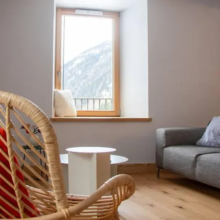 T4 Spacieux Avec Balcon Aux Pieds Des Sentiers Avec Vue Sur Les Montagnes - Jusqu'a 8 Personnes Lejlighed Chamonix