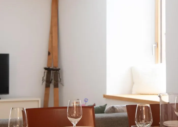 Lumineux - 8 Personnes - Wifi - Lave-linge - Au Pied Des Pistes Et Des Transports