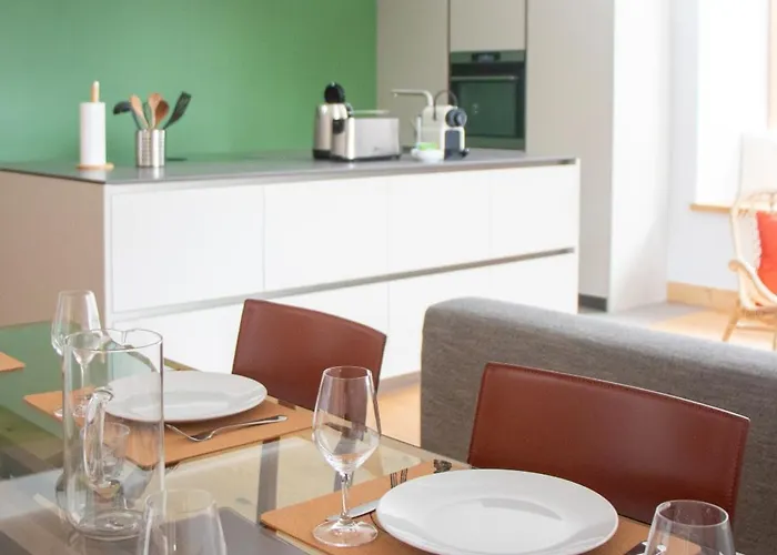 Lumineux - 8 Personnes - Wifi - Lave-linge - Au Pied Des Pistes Et Des Transports